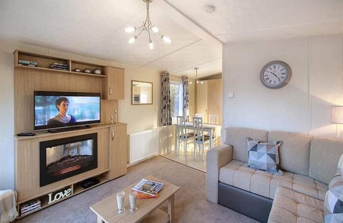 Dunbar Casa | 2 Bedroom Viceroy Echo Caravan