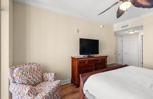 Windy Hill Casa | Tranquil Tides: 2BR Condo with Washer/Dryer & WiFi