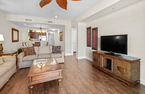 Windy Hill Casa | Coastal Elegance 2BR Condo Jetted Tub and Balcony