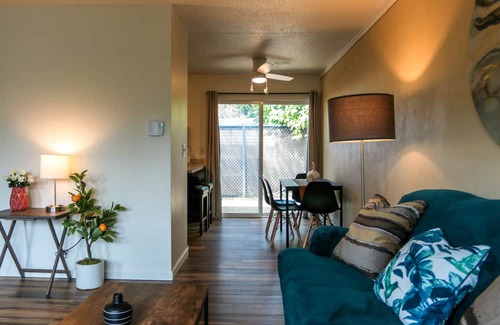South Tabor Casa | Charming Entire House + Parking