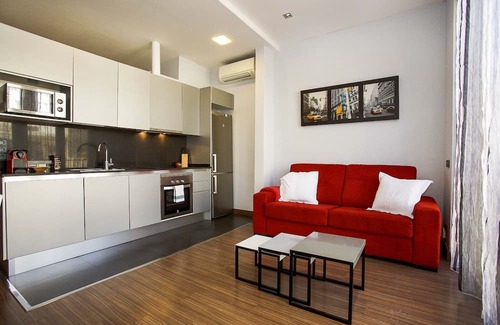 Barcelona Apartamento | POBLE NOU LOFT LIVING with ROOF TERRACE Ref MRHAG