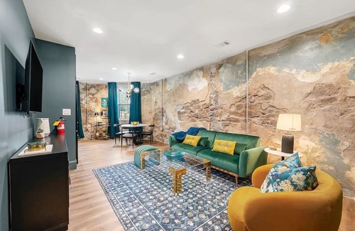 Stone Mountain Historic Village Apartamento | Walkable! Two Downtown Lofts in the City Center