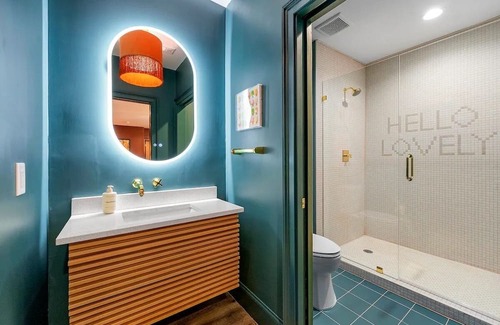 Stone Mountain Historic Village Apartamento | 2 Downtown Boutique Suites; walk to Stone Mtn Park