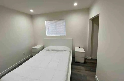 Stockton Casa | Newly Remodeled House!