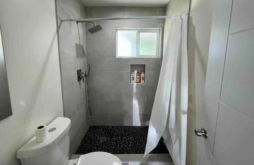 Stockton Casa | Newly Remodeled House!