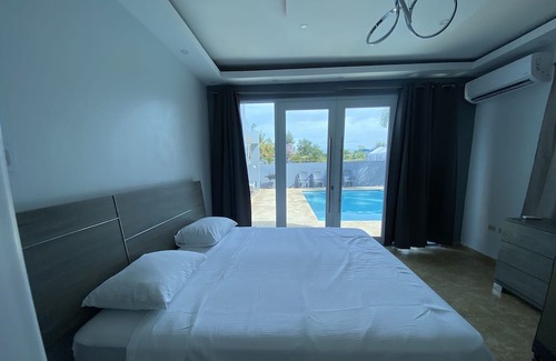 Llanos Costa Casa | Patria Y Herencia Cabo Rojo PR 4 bedrooms,10 beds, 2.5 Bathrooms Swimming Pool