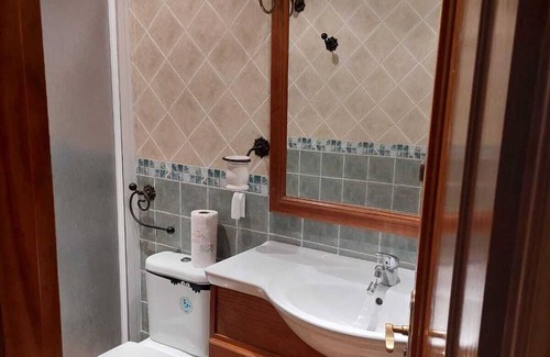 Castril Apartamento | Holiday Apartment "Casa Rural La Parra Castril 1 Bajo" with Mountain View, Terrace & Wi-Fi