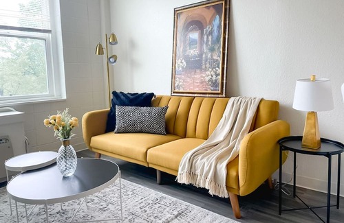 Corryville Apartamento | Sleepover: Luxurious 1BD/1BA + Gym - Cincinnati