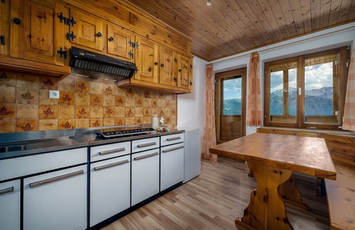 Laces Apartamento | Apartment 'Oberköbenhof Wohnung Berg' with Mountain View, Shared Terrace and Wi-Fi