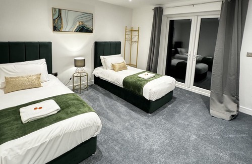 Ashford Apartamento | Heathrow Convenience Haven