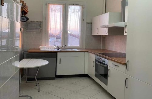 La Joliette Apartamento | Vrbo Property
