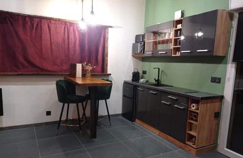 Jouy Apartamento | Coeur du Bois / Jacuzzi / Love Room