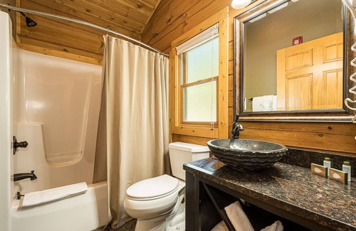 McHenry Cabina | Mountainside Cabin 49R