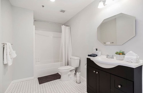Downtown Kansas City Apartamento | Modern Style in Downtown KC | 1 BD Apt, 2 Queen