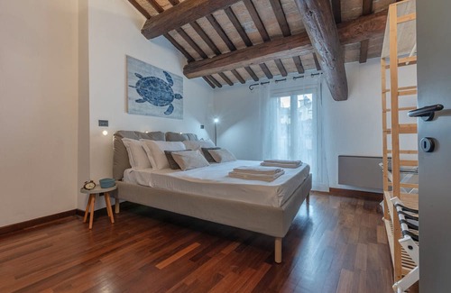 Ferrara Historic Centre Apartamento | Piazza Trento Trieste Il Listone Exclusive Apt