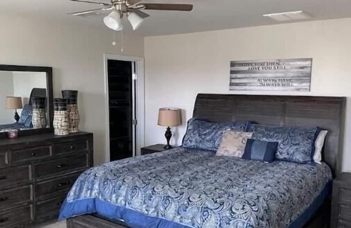 Troutman Casa | Serene Escape New Home Near Lake Norman. Pet-Friendly, Huge Private Yard!