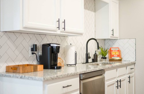 Bentonville Casa | Trailside Modern Home 2-Bed, 1-Bath - Steps from Handcut Hollow Trails