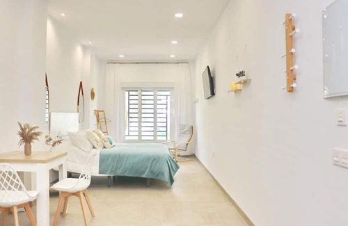 Conil de la Frontera Apartamento | La Ilusión IV, studio in Conil.