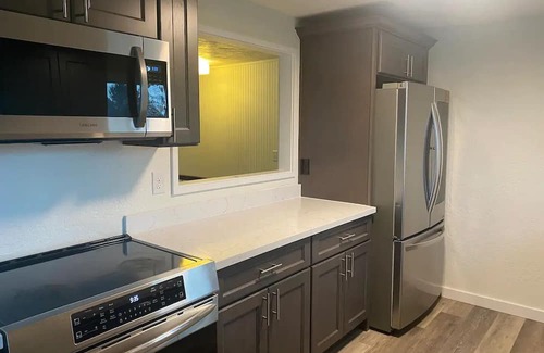 Bremerton Casa | Beautiful newly remodeled home