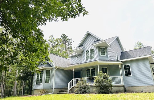 Mayfield Casa | Woodland Hill's Charming 7BDR Home