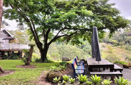 Rosebank Casa | Rustic Two Br Cottage overlooking the Valley.