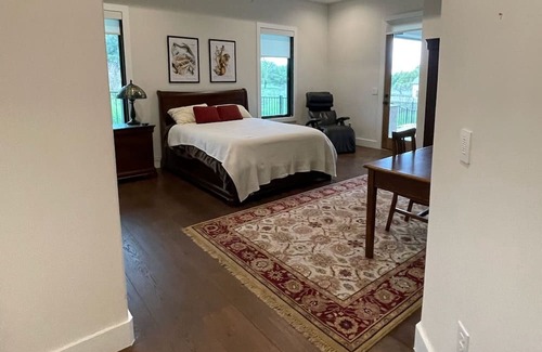 Barton Creek Lakeside Casa | Beautiful new home in Spicewood!