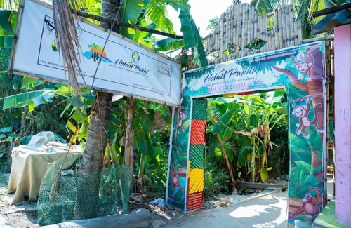 Diamond Harbour Cabaña | Holud Pakhi