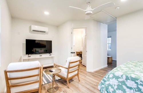 Thompson's Station Casa | The Hideout; Upscale 1 Bed * Private Outdoor Space