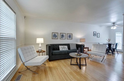 Murfreesboro Casa | Sunset Cottage: 2 bed 1 bath, Pet-Friendly.