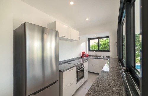 Kralendijk Casa | Cute hideaway with private pool & garden. Close to nature & beaches.