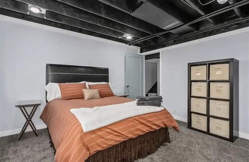 Lenexa Casa | Cozy 3-bedroom townhome in welcoming Lenexa with AC, WiFi NEW PROMO PRICING