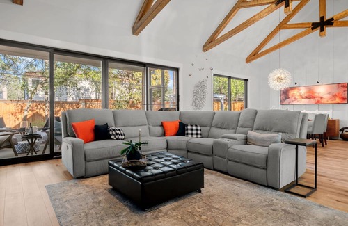 Old Town Casa | US OPEN High-Tech Custom Home in the Village of Pinehurst! Walking distance!