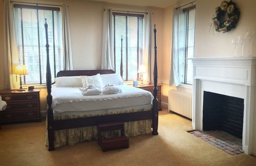 Marietta Cama Y Desayuno | Ascot Bed & Breakfast Sleeps up to 16+