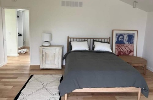 Southampton Casa | A Wave From it All