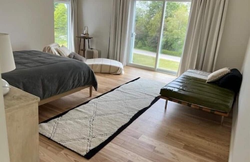 Southampton Casa | A Wave From it All