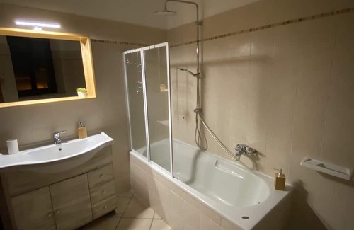 Casorate Sempione Apartamento | Family apartment convenient for Milan Malpensa airport and Milan