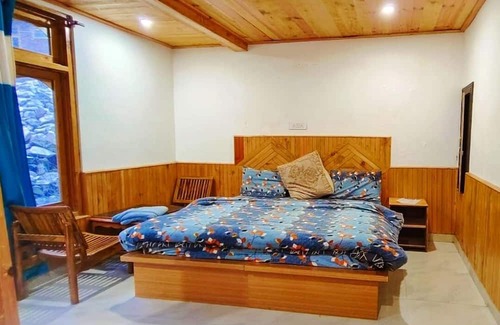 Kasol Casa | Lovely hotel with WiFi in Kasol