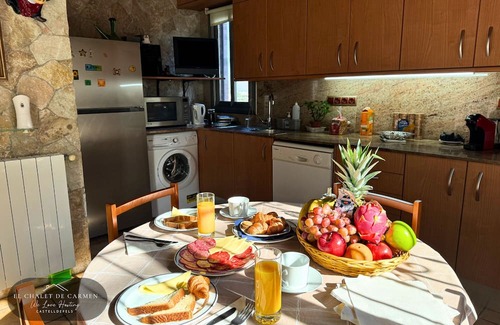 Castelldefels Chalet De Esquí | Chalet de Carmen Castelldefels - Ideal Familias