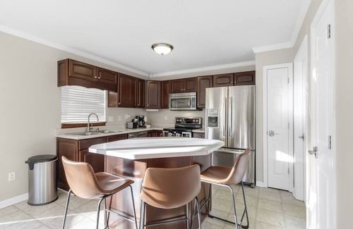 Fishers Casa | Fantastic 4 Bed - family Friendly! Quiet Retreat.