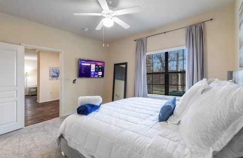 South Arlington Apartamento | Unique Sanitized Cozy 1Br by DFW//Att/GlobalLife/SixFlags/TexasLive