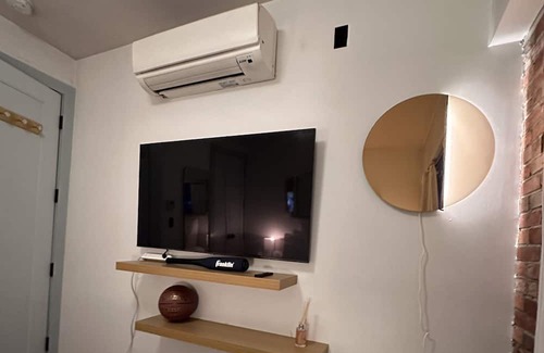 Crown Heights Apartamento | Two bedroom cottage in the heart of central Brooklyn