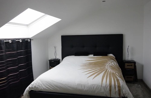 Poissy Cama Y Desayuno | Maison Moderne Loft, Idéalement Située Pour les JO 2024. Golf /equitation / Velo