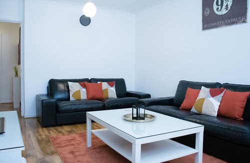 North End Apartamento | Charming 2-Bed Fully Furnished Apartment in London