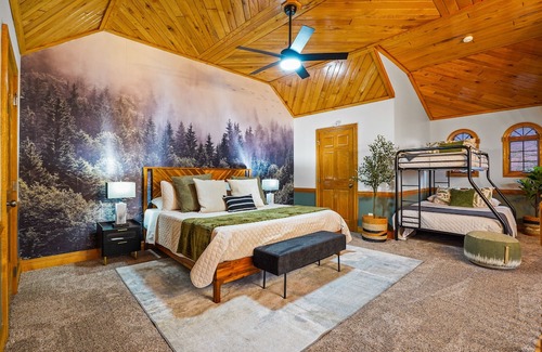 Laurelville Casa | Luxury: Ample amenities,stunning views, prime spot