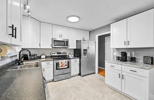 Ashley Oaks Casa | Knox Comfy Chic