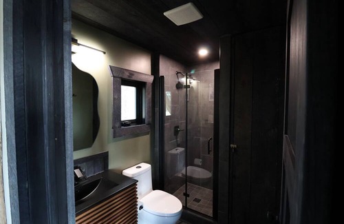 Ironton Cabina | Dragonfly Cabin | Ironton Island