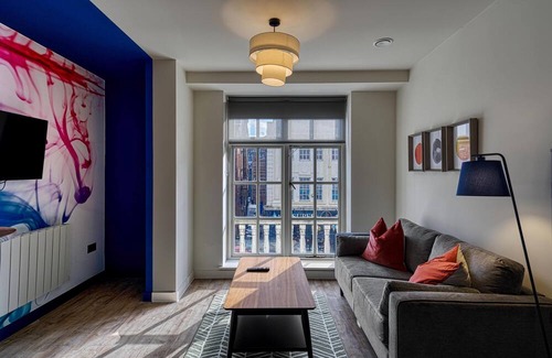 Southport Apartamento | Renaissance 6: 1 BR in Southport's Premier Block