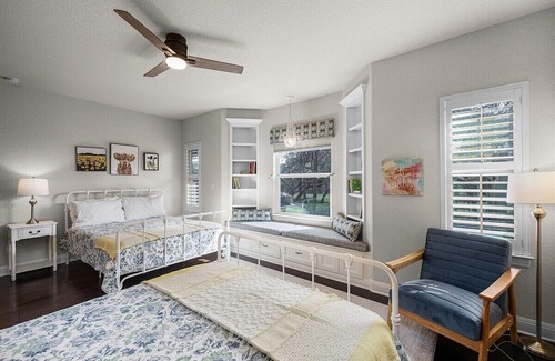 Wetmore Casa | Monthly Stays | Large Families | WIFI