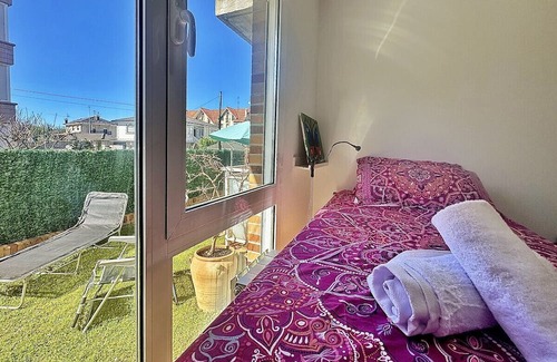 Noja Apartamento | Bajo con Jardín y Piscina - Costa Verde 6006