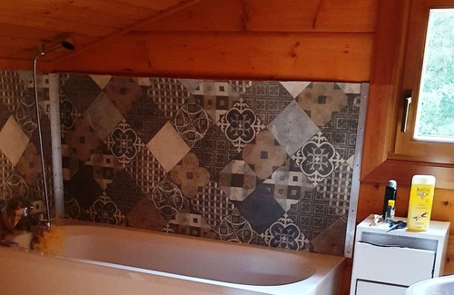 Bias Casa | Chalet 'Village Des Pins D'or' with Shared Pool, Wi-Fi and Air Conditioning